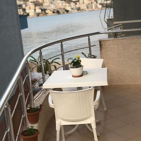 Mary'S Apartment Sarande Exterior photo