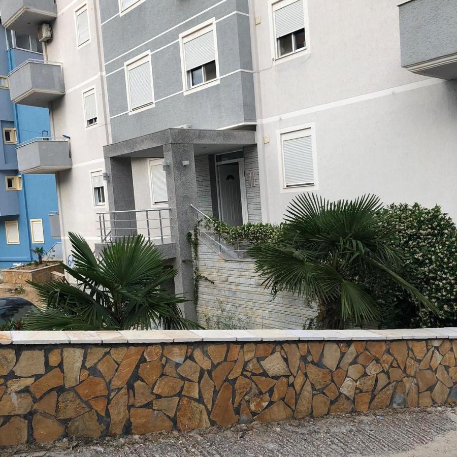 Mary'S Apartment Sarande Exterior photo