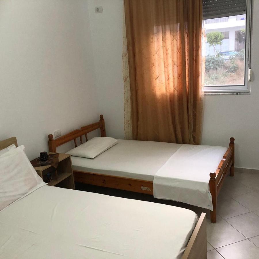 Mary'S Apartment Sarande Exterior photo